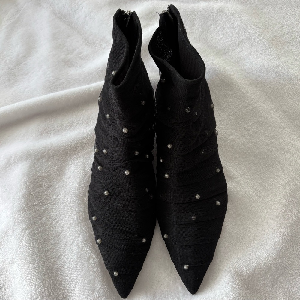 NWOT Zara Woman Black/Faux Pearls Tulle Booties